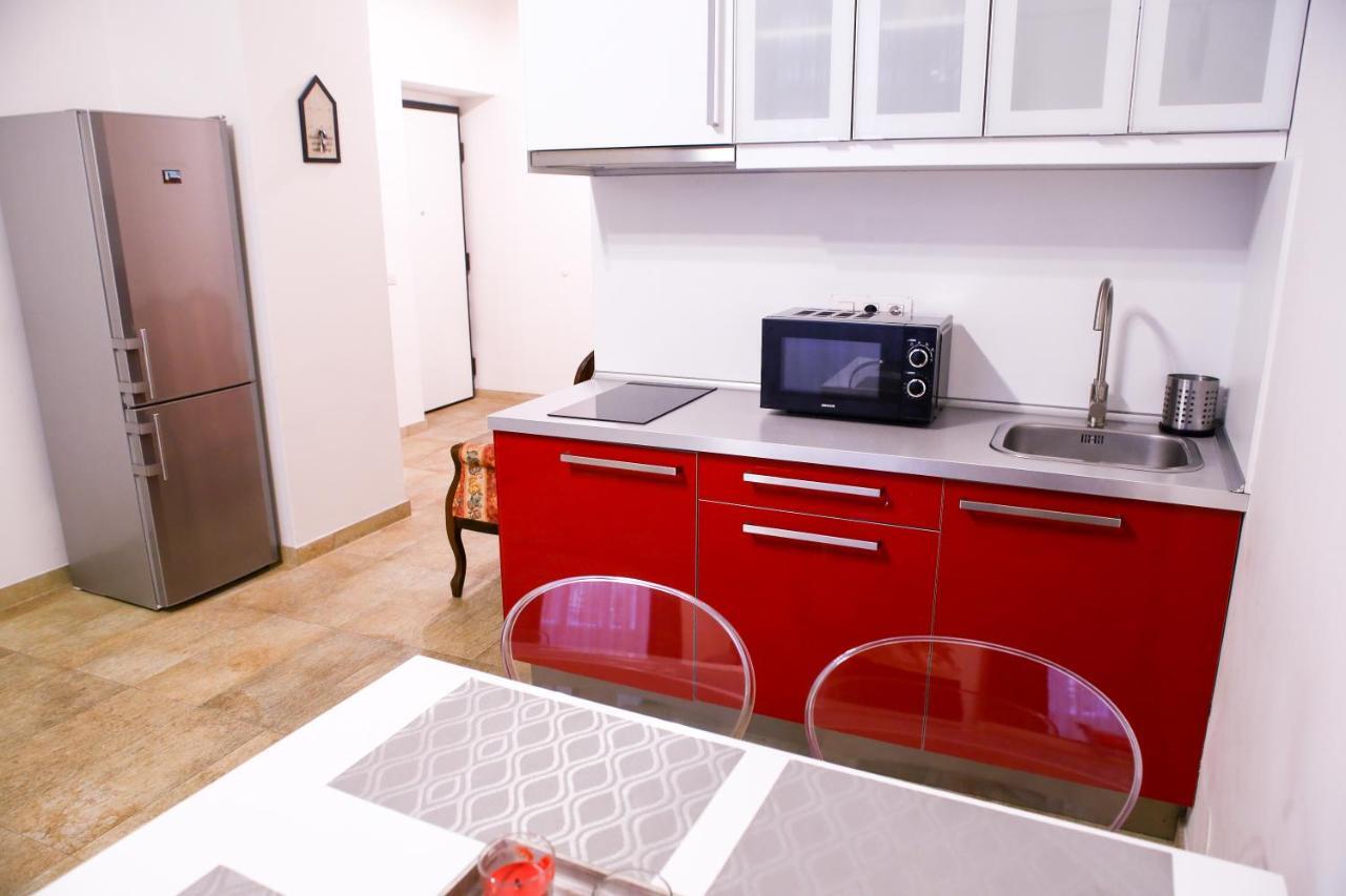 Stefania Apartment Centre ปราก ภายนอก รูปภาพ
